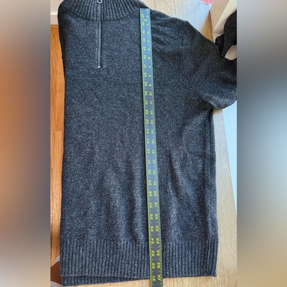 J.Crew Men’s Dark Gray Rugged merino wool-blend marled half-zip sweater size L - Picture 6 of 7